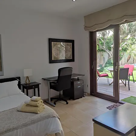 Independiente De Invitados El Olivo * El Prat de Llobregat